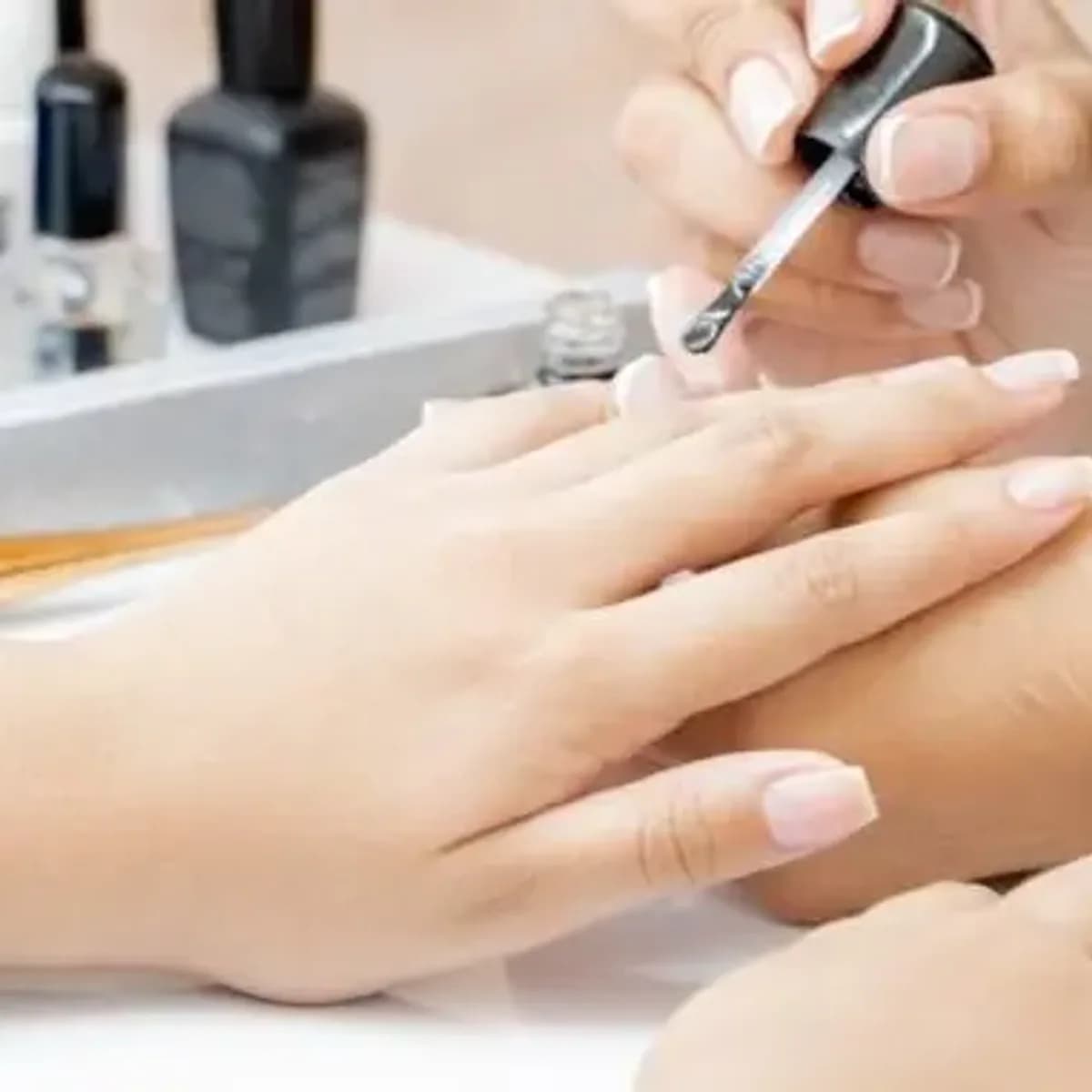 Manicura Semipermanente