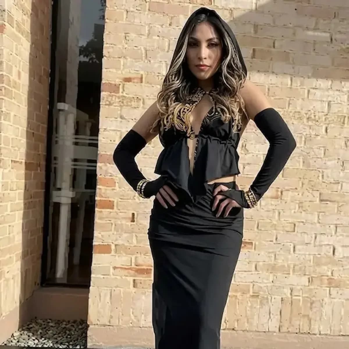 VESTIDO 3 PIEZAS TOP FALDA Y GUANTES
