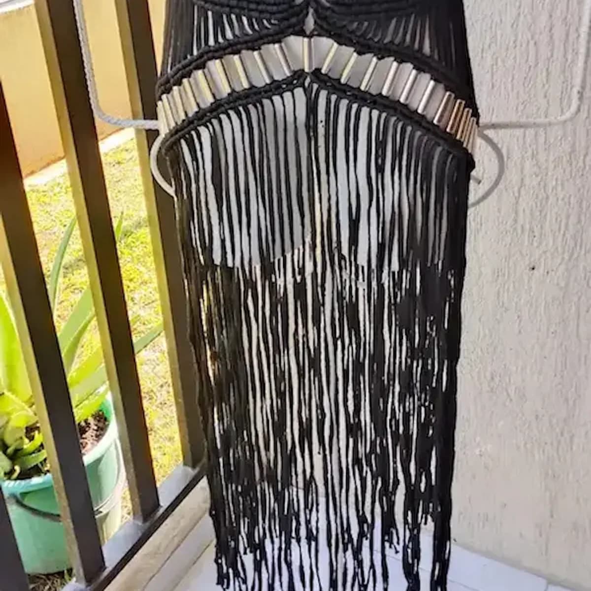 FALDA MACRAME BLACK GOLDEN