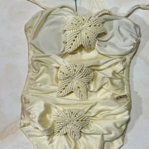 BODIE ENTERIZO CON ESTRELLAS