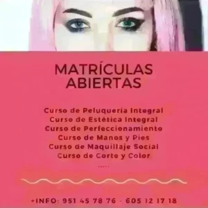 Cartel anunciando las matrículas abiertas para los cursos de estética y peluquería en Fuengirola